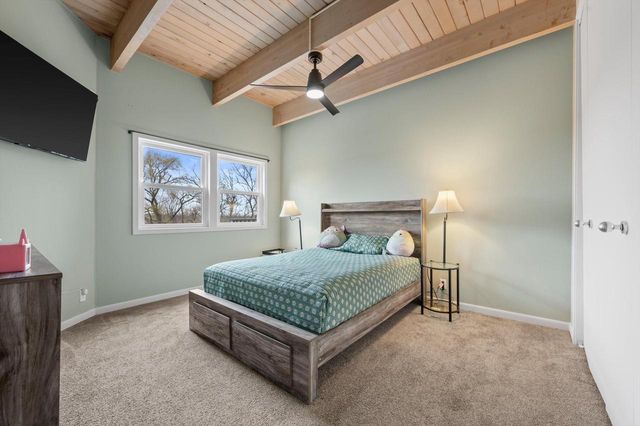 6171 Pleasant Hill DRIVE, West Bend, WI 53095