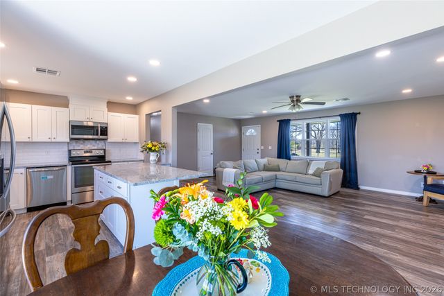 29580 N 3950 Road, Ochelata, OK 74051