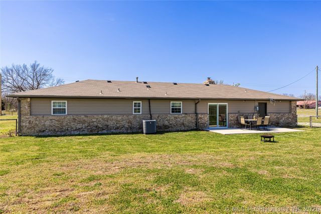 29580 N 3950 Road, Ochelata, OK 74051