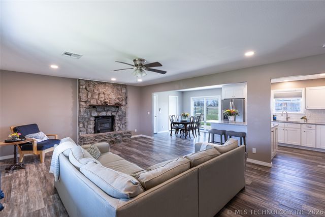 29580 N 3950 Road, Ochelata, OK 74051