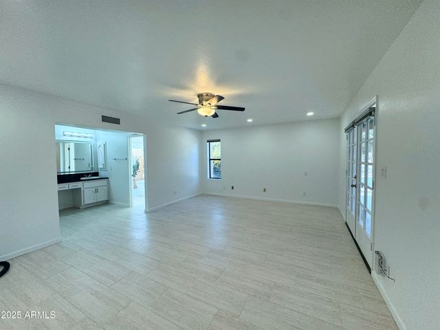 8120 E Appaloosa Trail, Scottsdale, AZ 85258