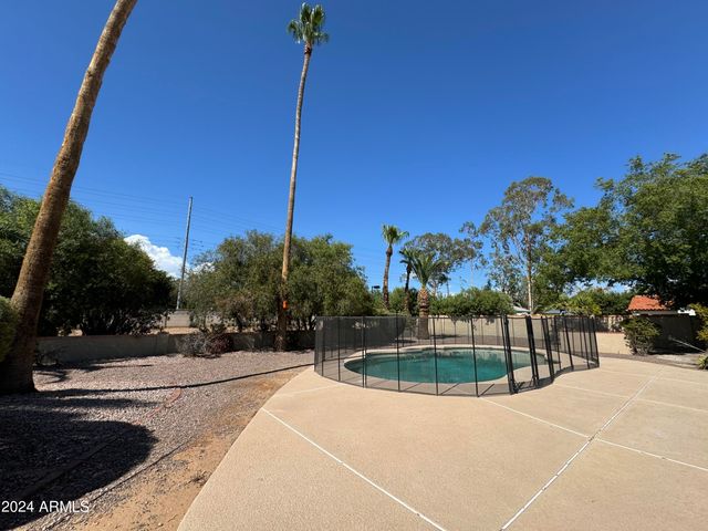 8120 E Appaloosa Trail, Scottsdale, AZ 85258