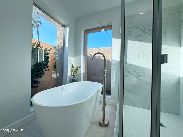 8120 E Appaloosa Trail, Scottsdale, AZ 85258