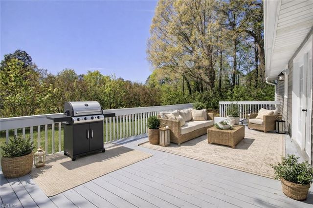 914 Foley DR, Williamsburg, VA 23185