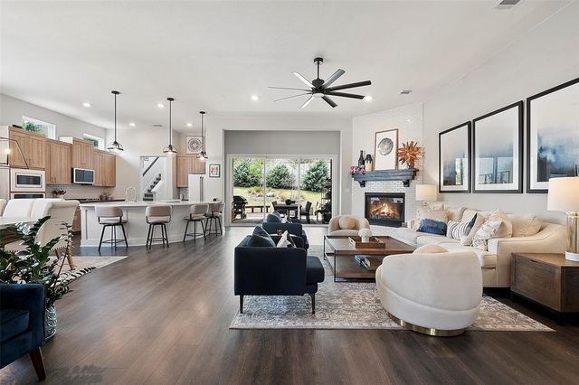 5812 Antelope Well LN, Austin, TX 78738