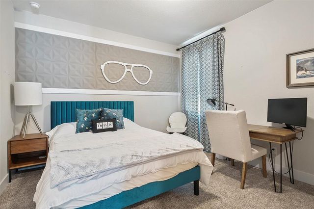 5812 Antelope Well LN, Austin, TX 78738