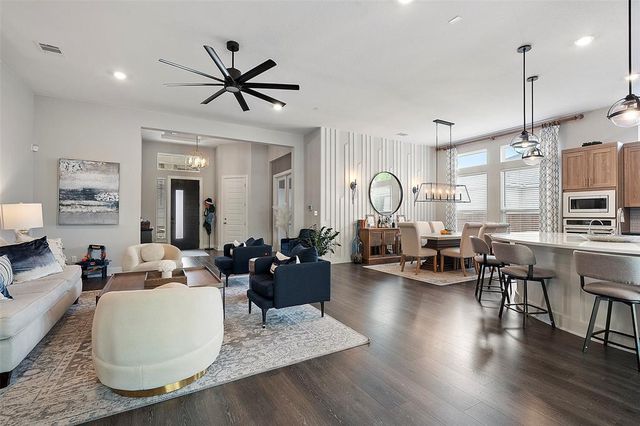 5812 Antelope Well LN, Austin, TX 78738