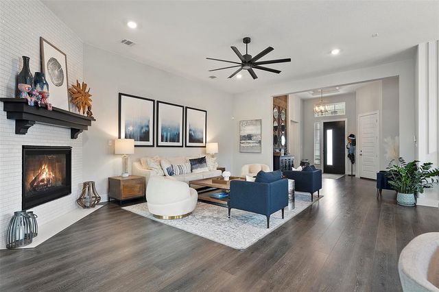 5812 Antelope Well LN, Austin, TX 78738