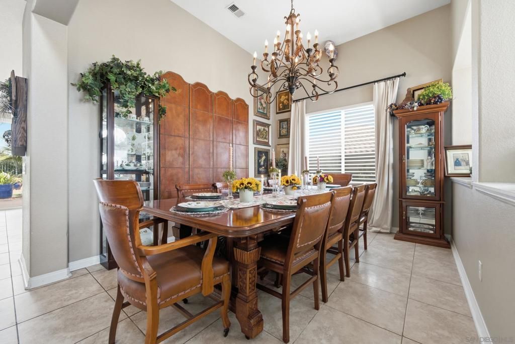 912 Lantana, San Marcos, CA 92069 — photo 3