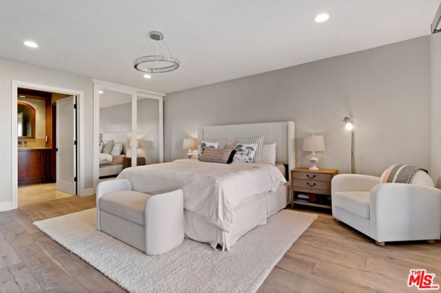 4920 Llano Drive, Woodland Hills (los Angeles), CA 91364