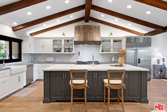 4920 Llano Drive, Woodland Hills (los Angeles), CA 91364