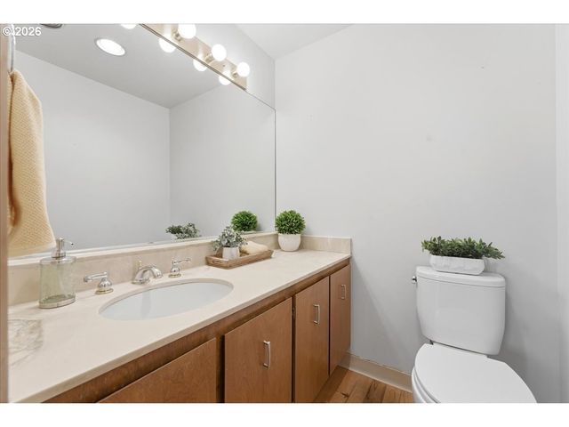 5212 Sw BARCLAY Ct, Beaverton, OR 97005