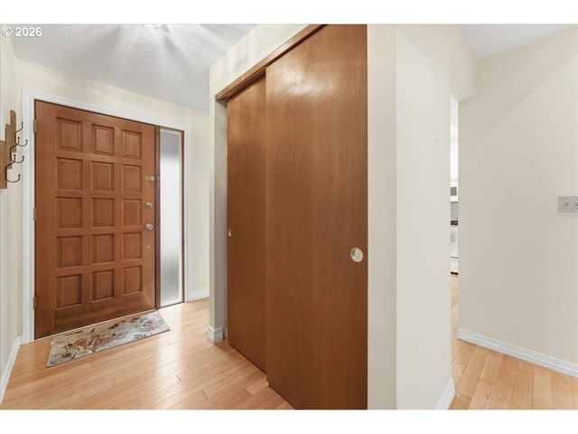 5212 Sw BARCLAY Ct, Beaverton, OR 97005