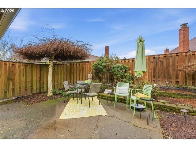 5212 Sw BARCLAY Ct, Beaverton, OR 97005