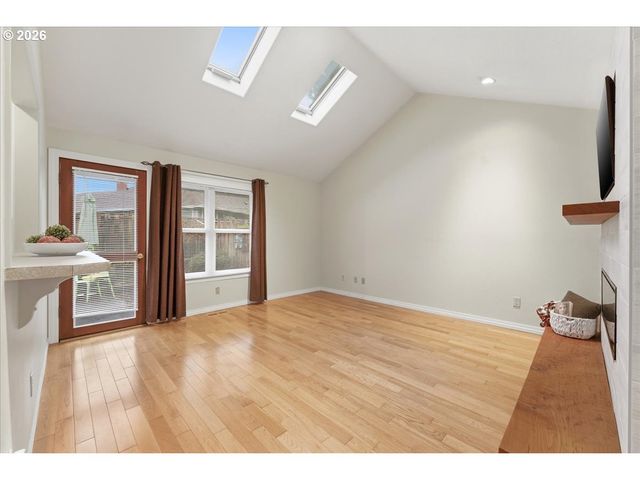 5212 Sw BARCLAY Ct, Beaverton, OR 97005