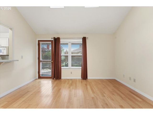 5212 Sw BARCLAY Ct, Beaverton, OR 97005