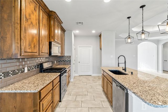 7510 Quartz Dr, Corpus Christi, TX 78414