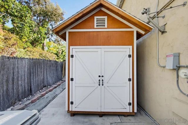 8995 Hampe Court, San Diego, CA 92129