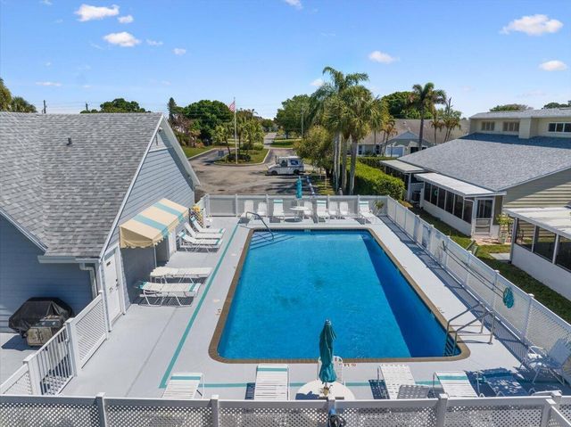 2538 SE Tropical East Circle, Port St. Lucie, FL 34952