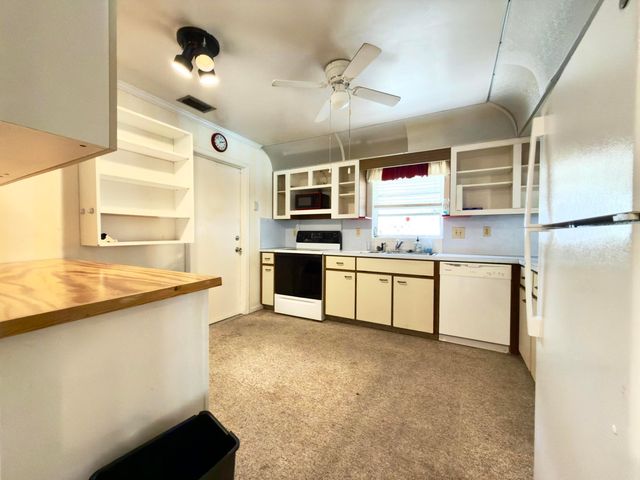 135 SE 26TH Avenue, Boynton Beach, FL 33435