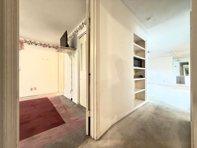 135 SE 26TH Avenue, Boynton Beach, FL 33435