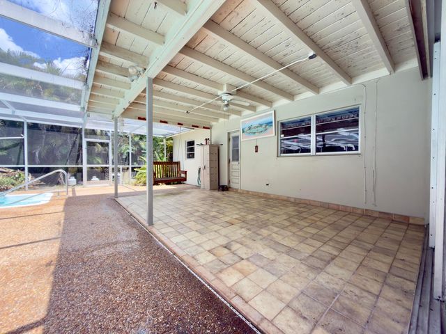 135 SE 26TH Avenue, Boynton Beach, FL 33435