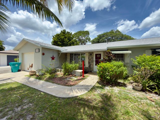 135 SE 26TH Avenue, Boynton Beach, FL 33435