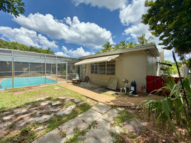 135 SE 26TH Avenue, Boynton Beach, FL 33435