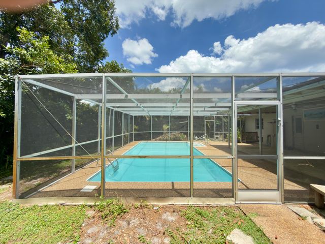 135 SE 26TH Avenue, Boynton Beach, FL 33435