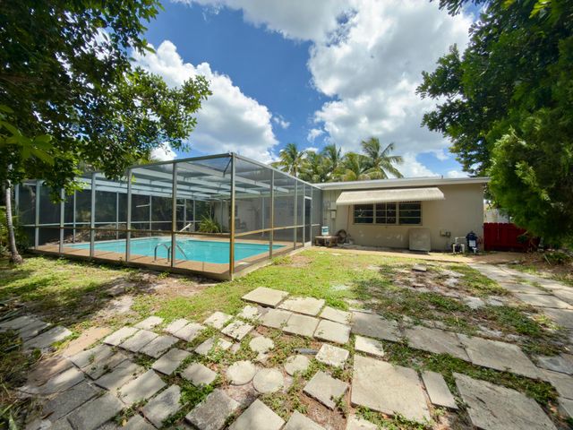 135 SE 26TH Avenue, Boynton Beach, FL 33435