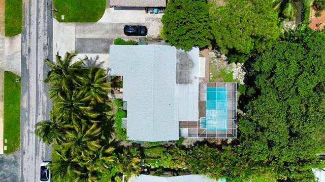 135 SE 26TH Avenue, Boynton Beach, FL 33435