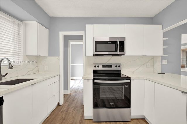 2001 SW 37th Ave, Miami, FL 33145