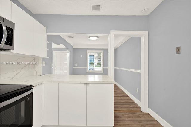 2001 SW 37th Ave, Miami, FL 33145