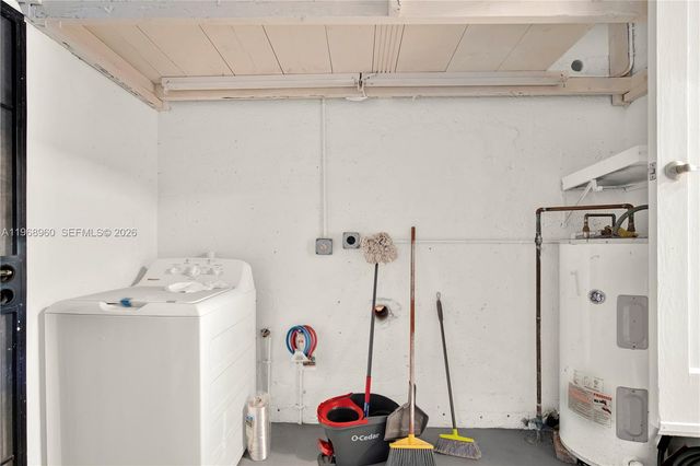 2001 SW 37th Ave, Miami, FL 33145