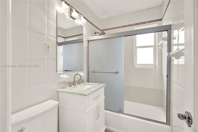 2001 SW 37th Ave, Miami, FL 33145