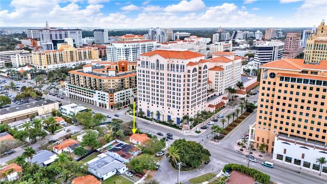 2001 SW 37th Ave, Miami, FL 33145