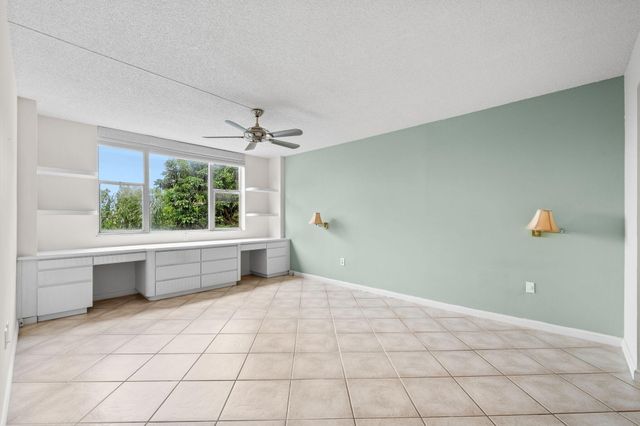 4001 Hillcrest Drive 406, Hollywood, FL 33021