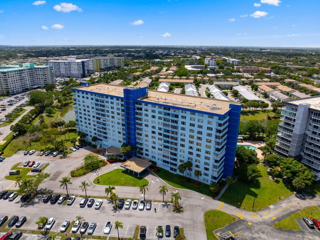 4001 Hillcrest Drive 406, Hollywood, FL 33021