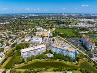 4001 Hillcrest Drive 406, Hollywood, FL 33021