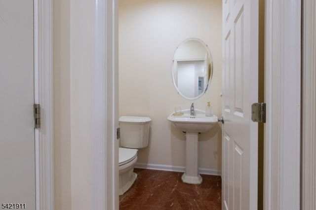 97 Winged Foot Dr, Livingston Twp., NJ 07039