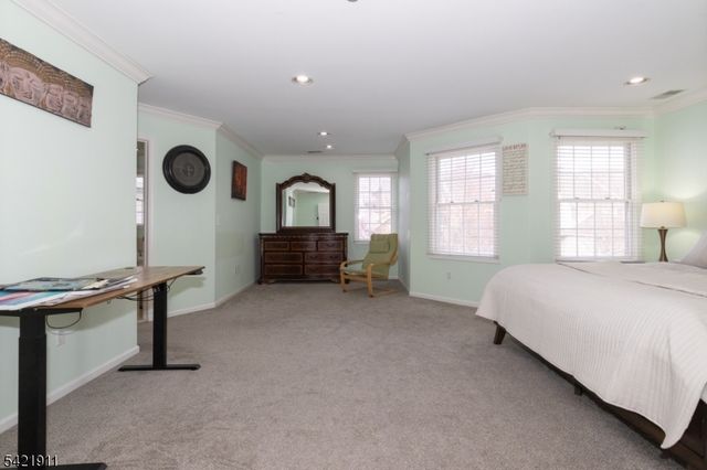 97 Winged Foot Dr, Livingston Twp., NJ 07039