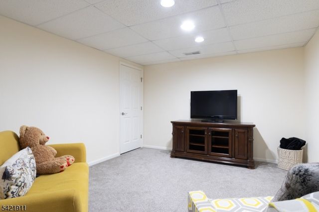 97 Winged Foot Dr, Livingston Twp., NJ 07039