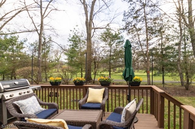 97 Winged Foot Dr, Livingston Twp., NJ 07039