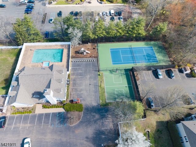 97 Winged Foot Dr, Livingston Twp., NJ 07039