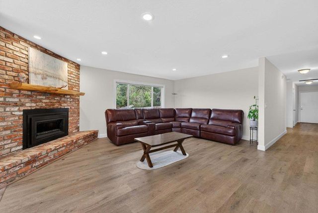 497 Estrella Drive, Scotts Valley, CA 95066