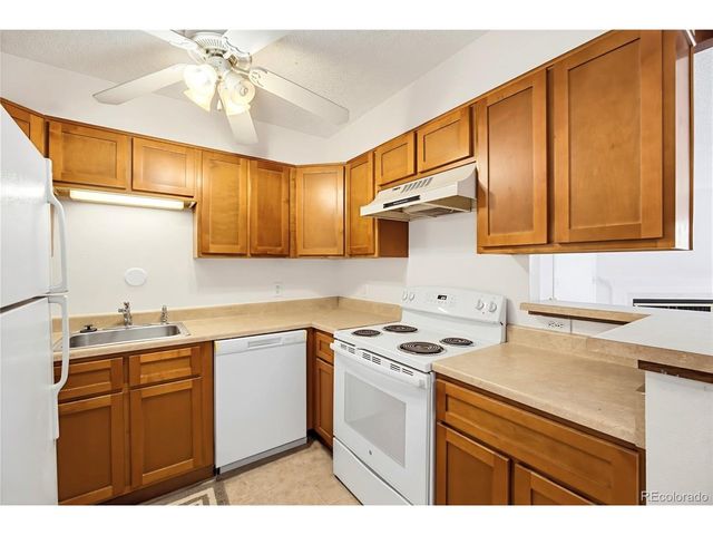 3344 S Ammons St 16-16-101, Lakewood, CO 80227
