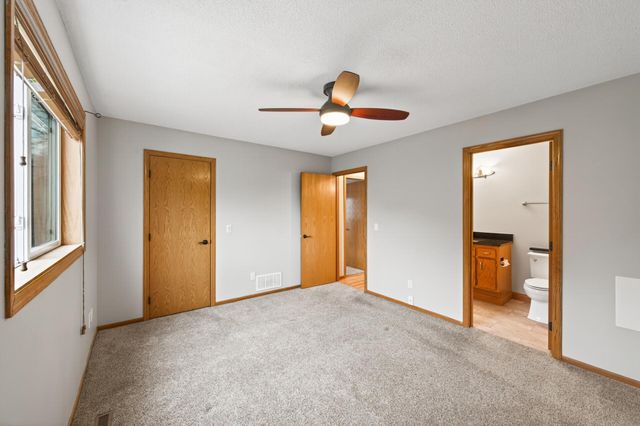 7009 110th Avenue N, Champlin, MN 55316