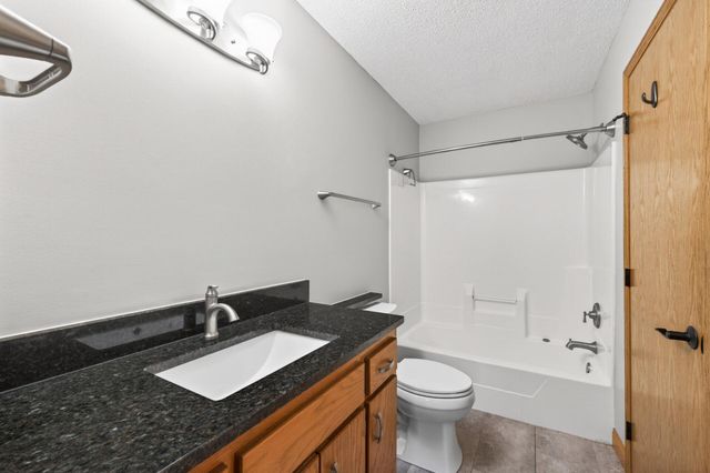 7009 110th Avenue N, Champlin, MN 55316