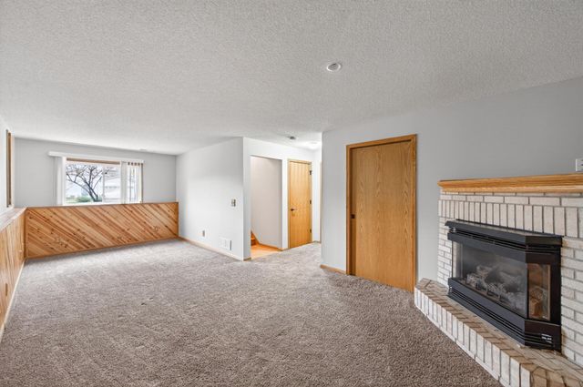 7009 110th Avenue N, Champlin, MN 55316