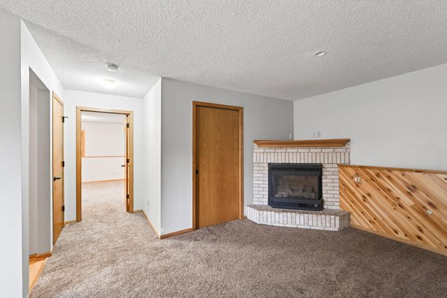 7009 110th Avenue N, Champlin, MN 55316